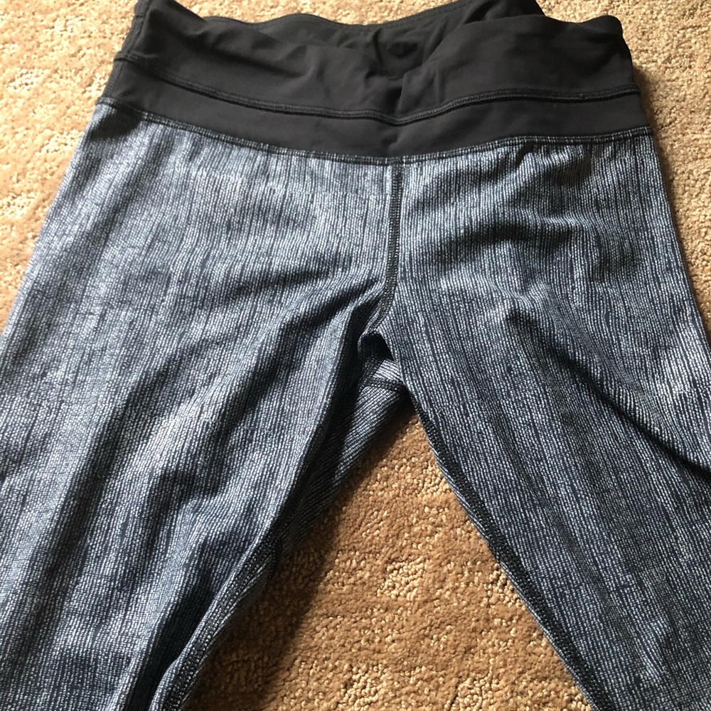 Lululemon crops